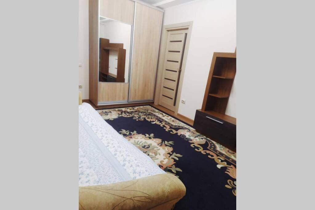 טרנופיל Двокімнатна Квартира Неподалік Центру מראה חיצוני תמונה